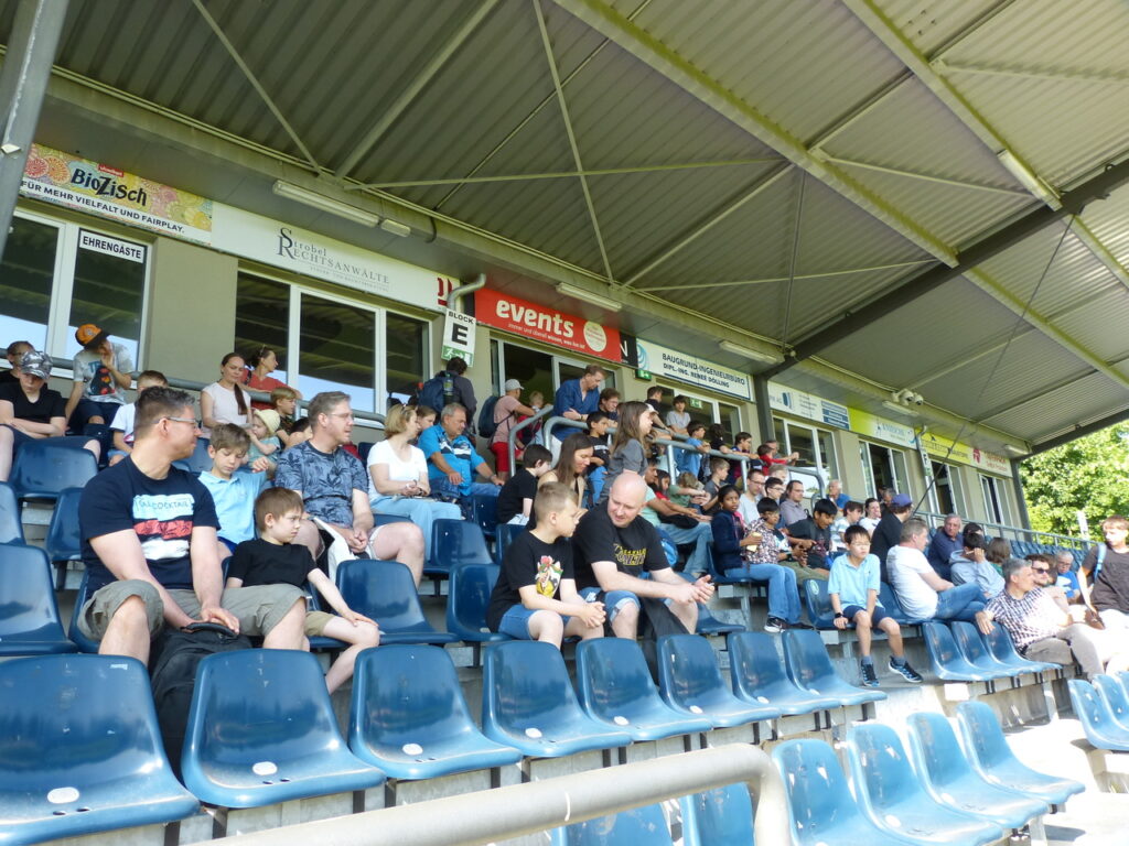 25 06 15 08 53 55 4572