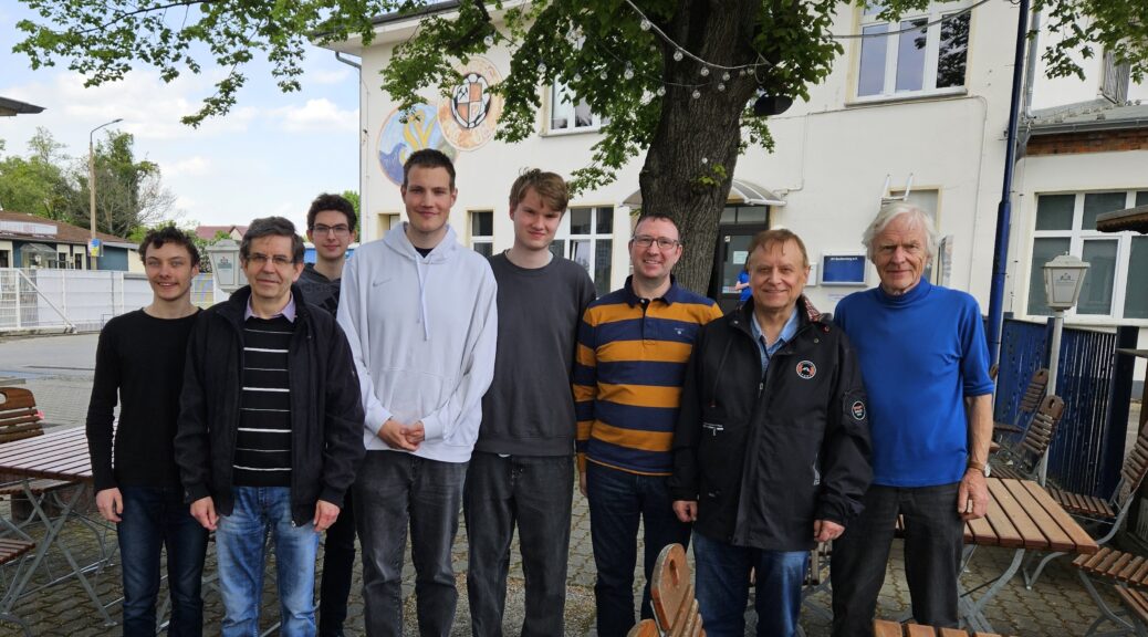 20260510 Aufstiegsmannschaft zugeschnitten